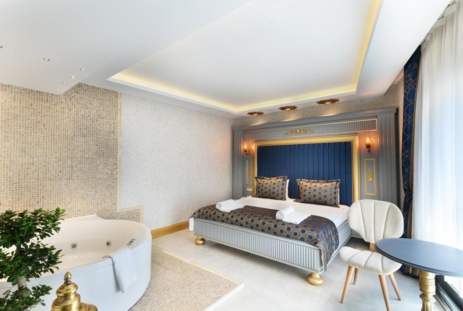Five Diamonds Hotels อาเลอเจอติ ภายนอก รูปภาพ